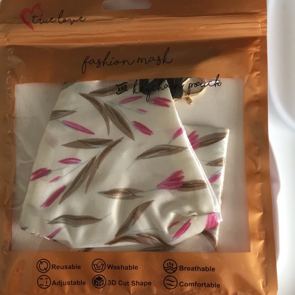 True Love silky face mask